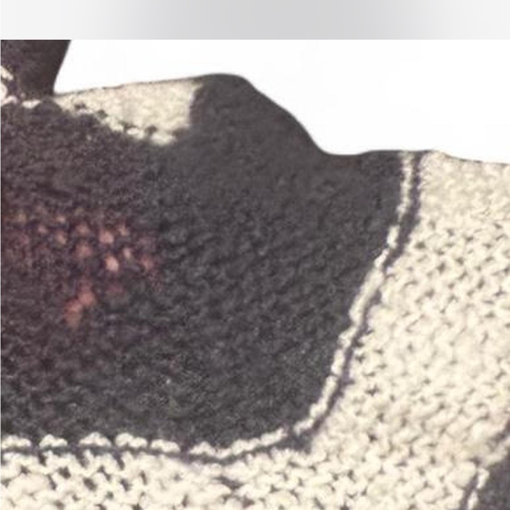 LOFT Navy and White V-Neck Sweater | XS - Picture 4 of 5